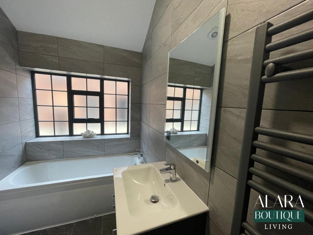 3 Floor Townhouse Luxury Living Alara Boutique Birmingham Exterior foto